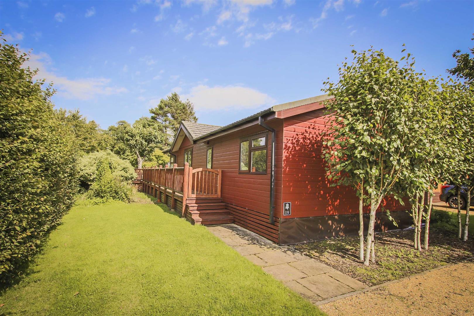 2 Bed Park Home For Sale - Main Image